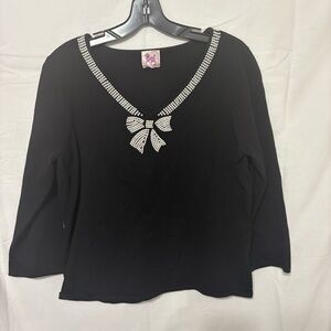 Pink Poodle black 3/4 sleeve pullover sweater